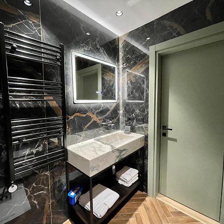 Queens Luxury Apartments Tiranë Eksteriør bilde
