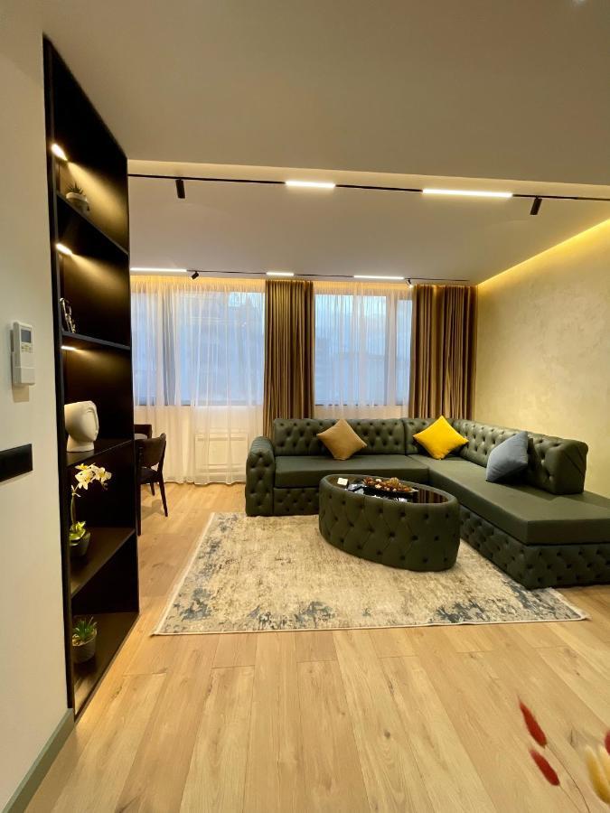 Queens Luxury Apartments Tiranë Eksteriør bilde