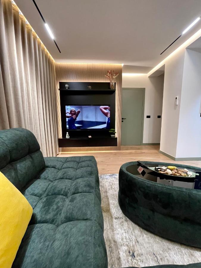 Queens Luxury Apartments Tiranë Eksteriør bilde
