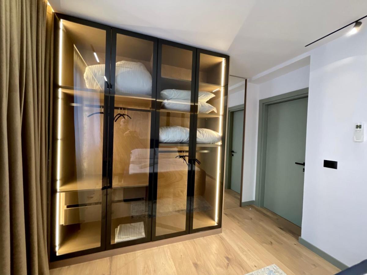 Queens Luxury Apartments Tiranë Eksteriør bilde