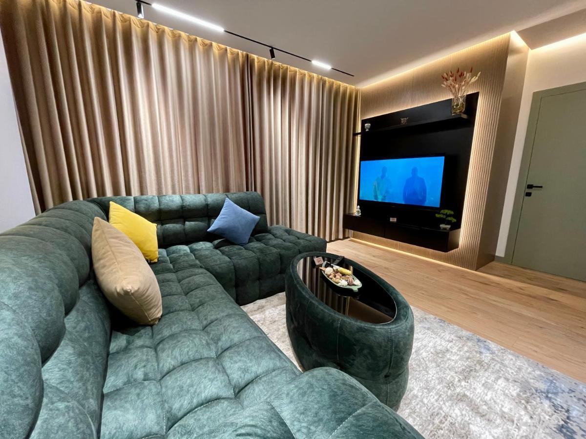 Queens Luxury Apartments Tiranë Eksteriør bilde